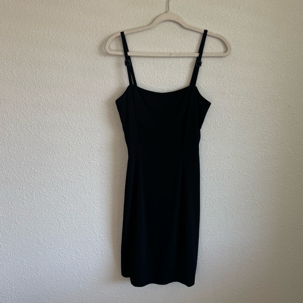 Dana Buchman Black Sheath‎ Dress Square Neck Adjustable Straps Size 4 LBD